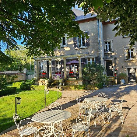 Chambres D'Hotes De Luxe Cote Parc-Cote Jardin Avec Parking Prive Gratuit Nevers Exterior photo