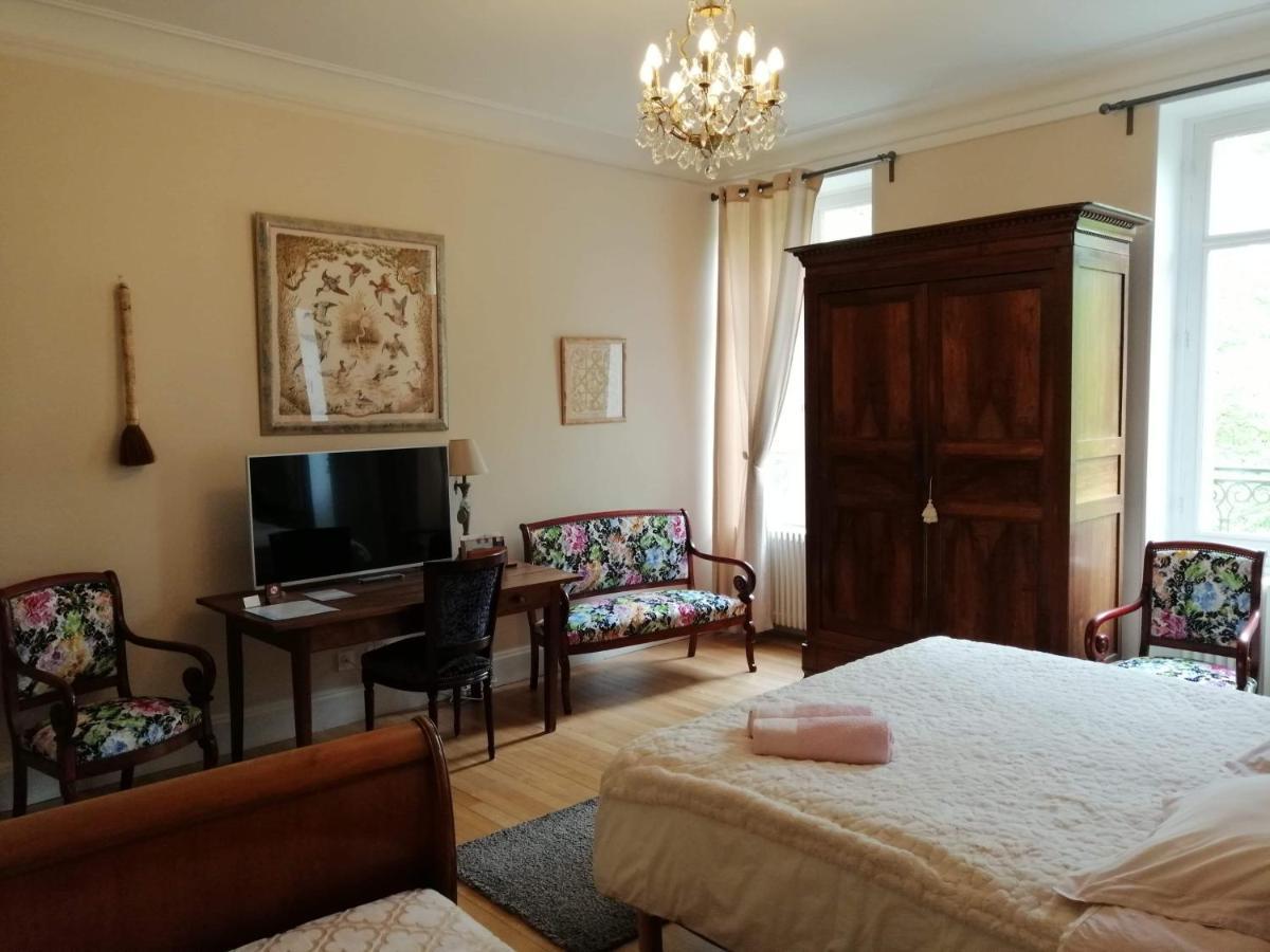 Chambres D'Hotes De Luxe Cote Parc-Cote Jardin Avec Parking Prive Gratuit Nevers Exterior photo