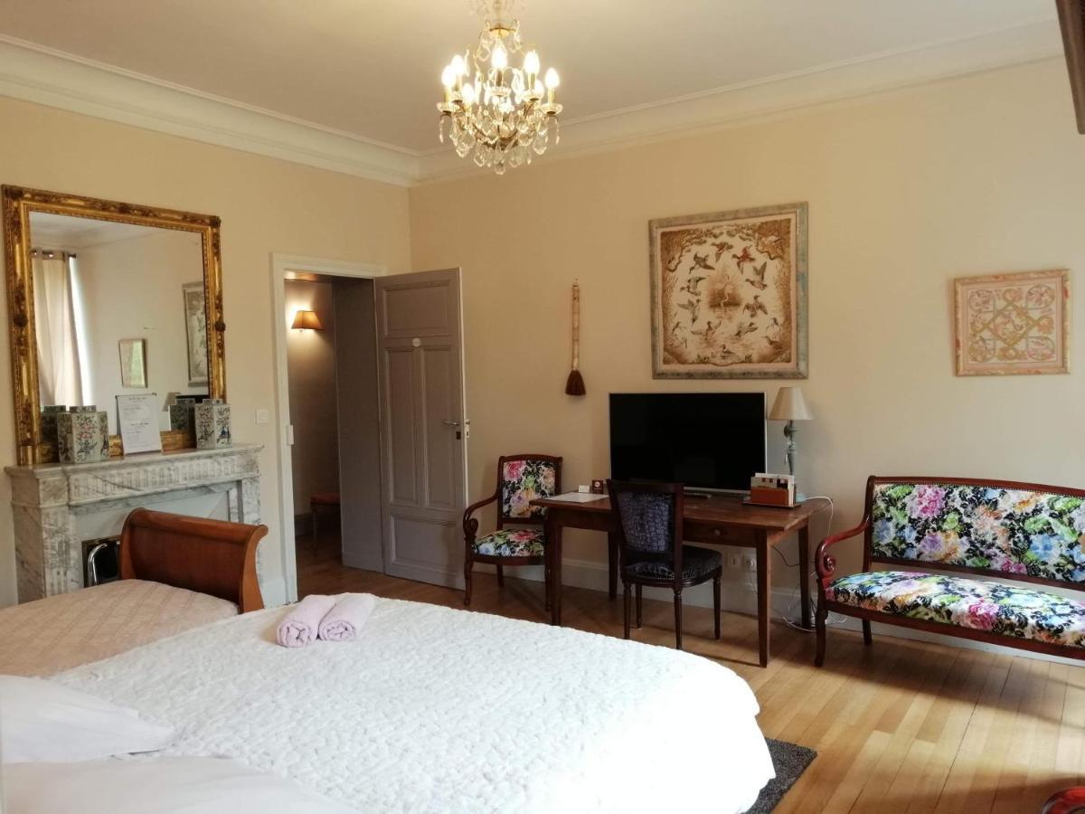 Chambres D'Hotes De Luxe Cote Parc-Cote Jardin Avec Parking Prive Gratuit Nevers Exterior photo