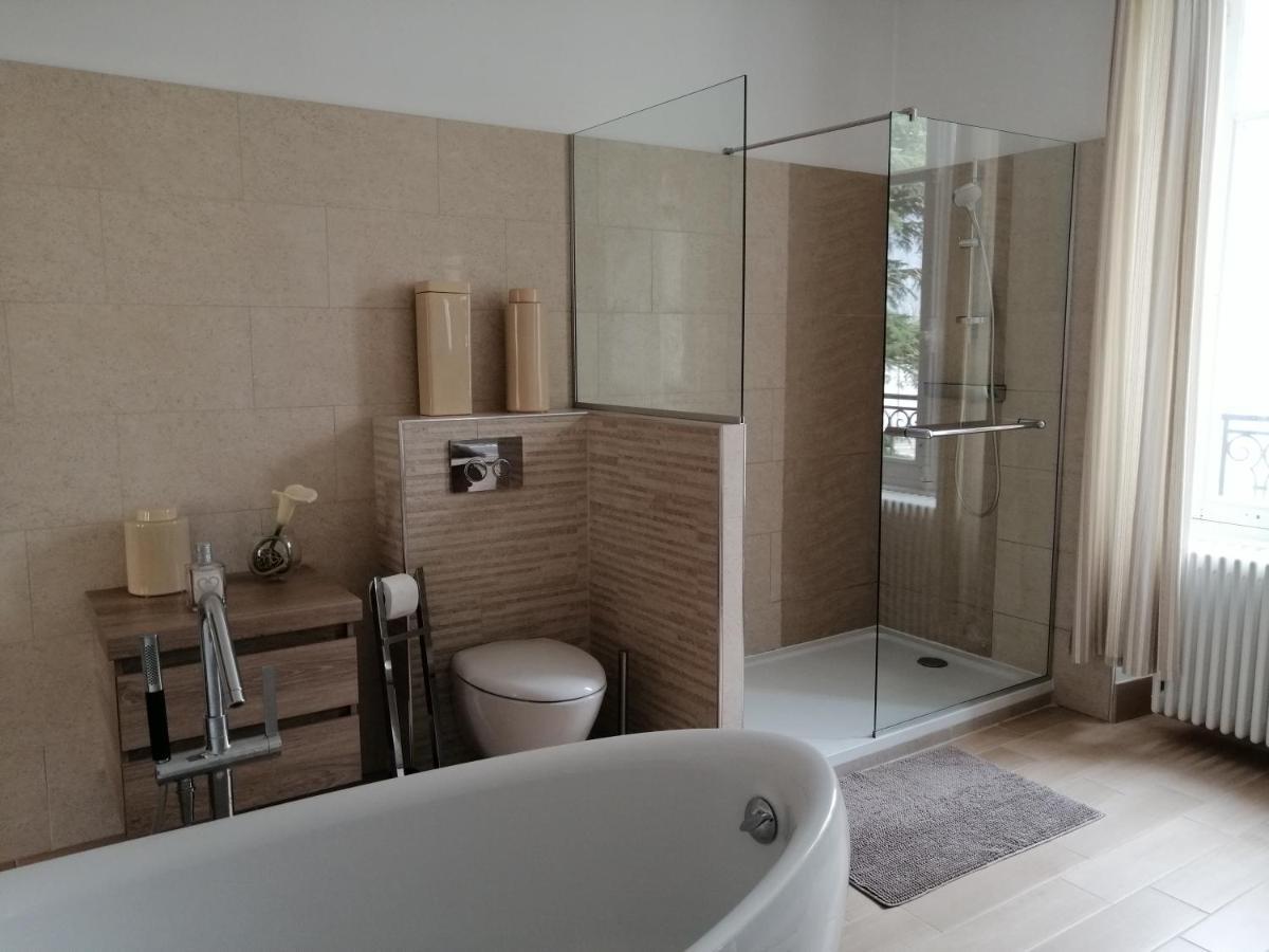 Chambres D'Hotes De Luxe Cote Parc-Cote Jardin Avec Parking Prive Gratuit Nevers Exterior photo
